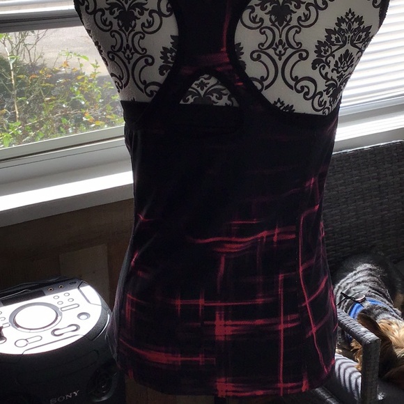 Nike Dri-Fit Workout Tank - Picture 2 of 2